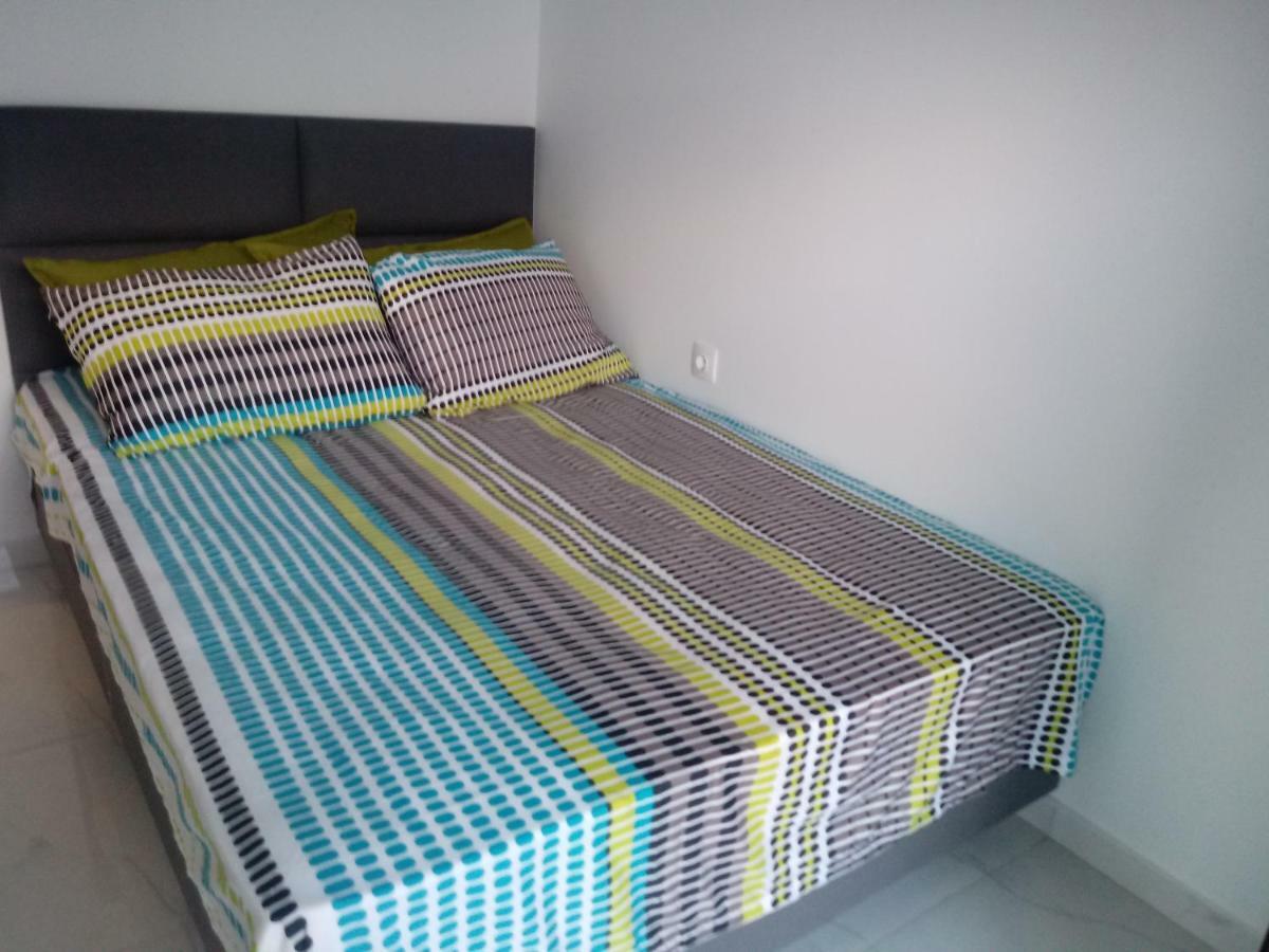 B&A Lux Apartman Paralía Kültér fotó